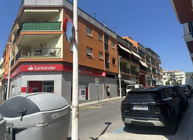  Plaza de Garaje y Trastero en sótano – Calle Alcala